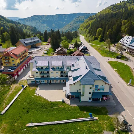 アパート 112 Ski-in Ski-out フェルトベルク